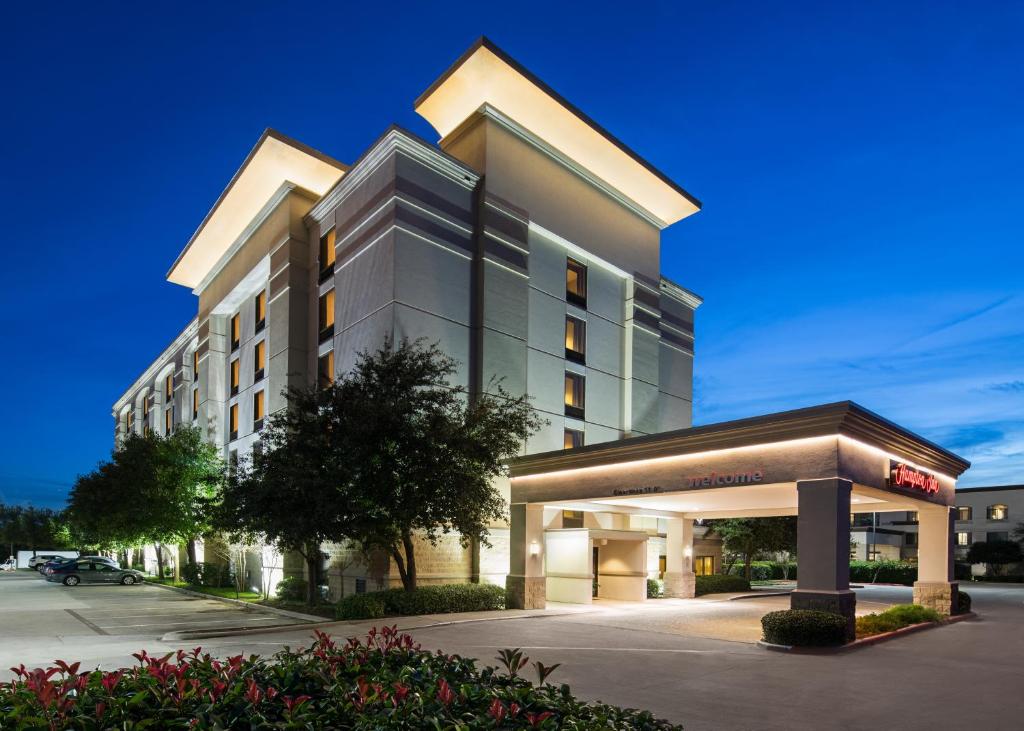 Hampton Inn Dallas-Irving-Las Colinas Main image 1